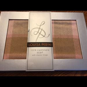 Louisa Perini 100% cashmere scarf
